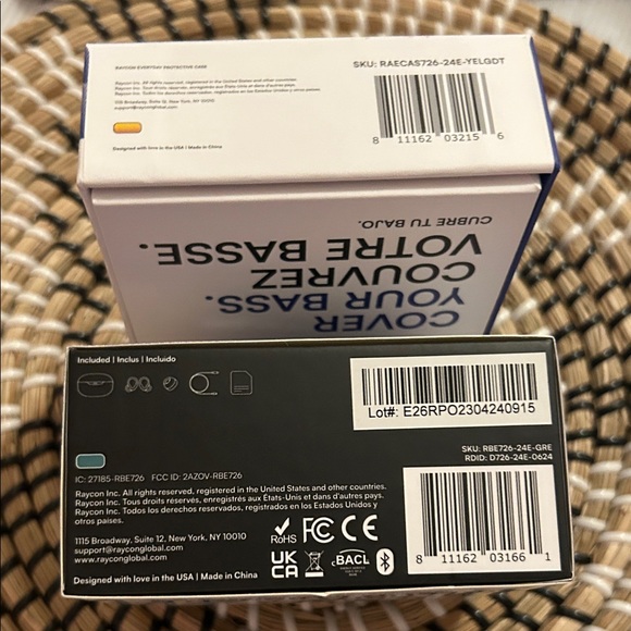 Raycon Earbuds & Case - Picture 7 of 7